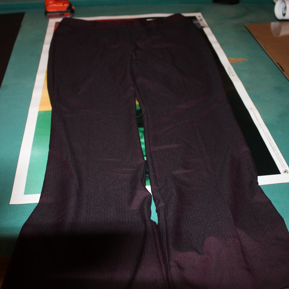 SLACKS - Picture 3 of 3